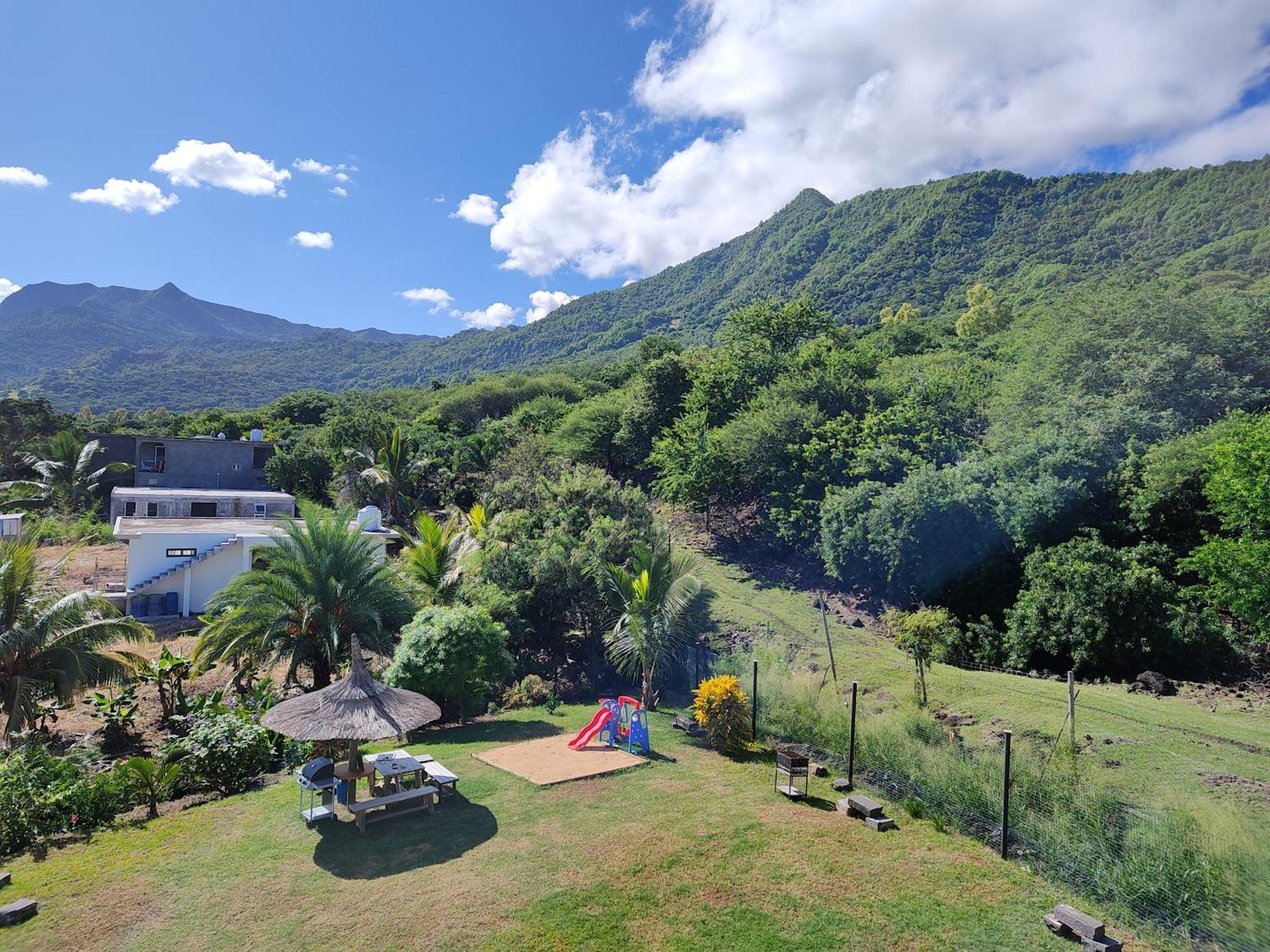 Villa Laolabatwo La Gaulette Exterior foto